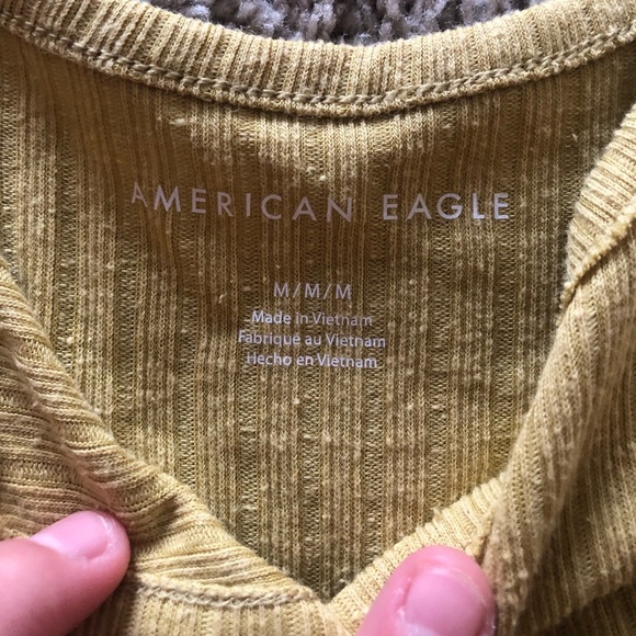 American Eagle Crop Top - Picture 5 of 5